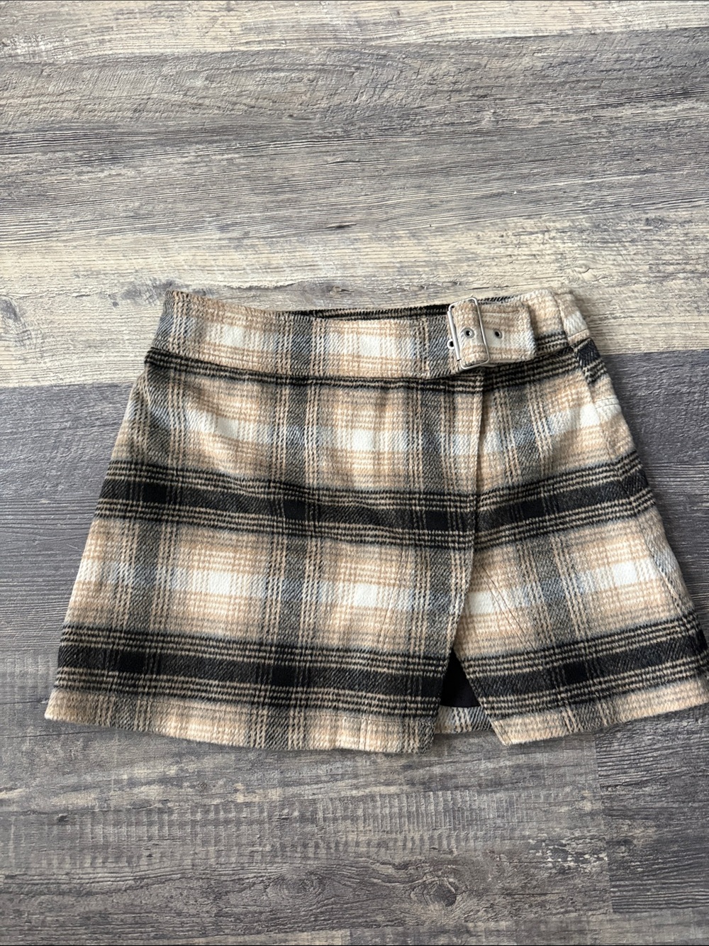 Free People NWT Plaid Mini Skirt in Beige, Black & Cream with Buckle